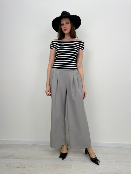 Top Emily 88032