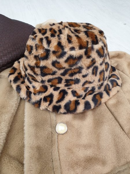 Klobúk Mia leopard