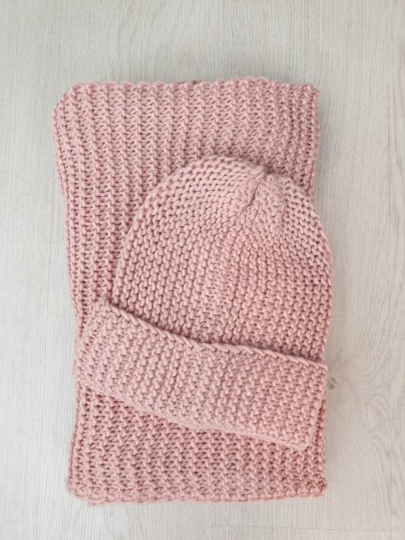 Set čiapka so šálom
