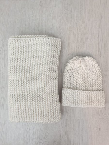 Set čiapka so šálom