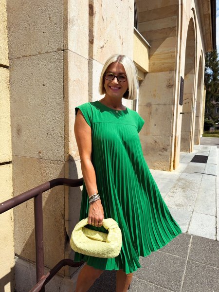 Šaty Sabrina krátke 8247
