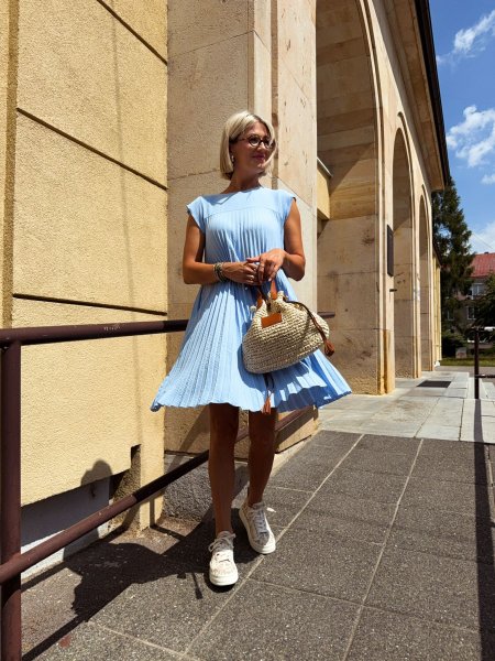 Šaty Sabrina krátke 8247