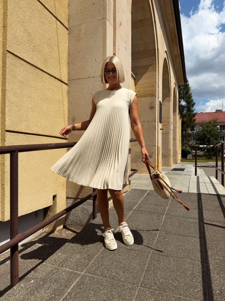 Šaty Sabrina krátke 8247
