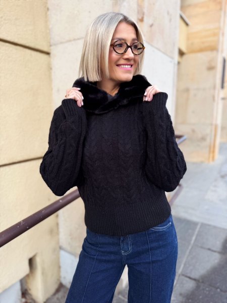 Sveter Marii