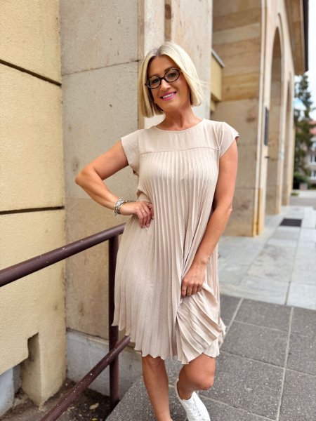 Šaty Sabrina krátke 8247