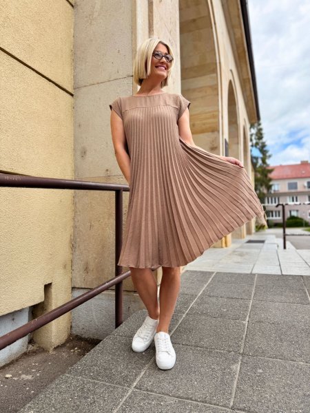 Šaty Sabrina krátke 8247