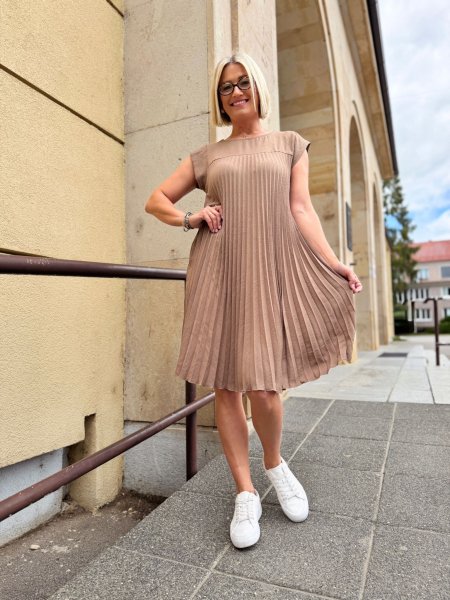 Šaty Sabrina krátke 8247