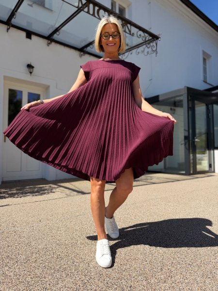 Šaty Sabrina krátke 8247