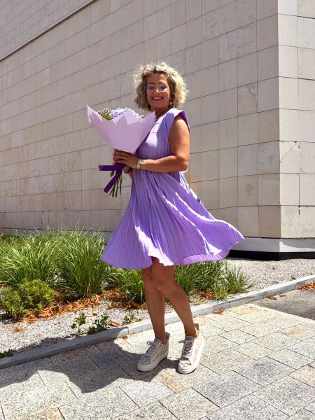 Šaty Sabrina krátke 8247